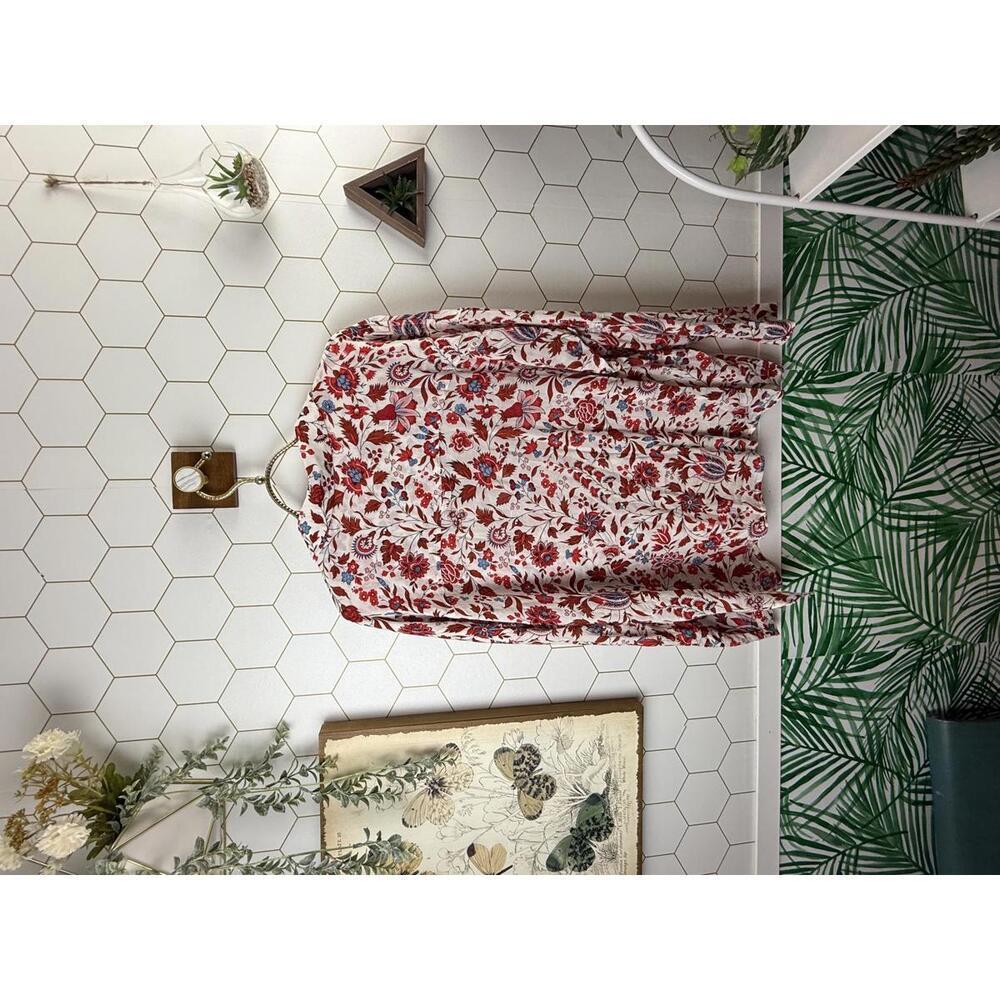Dear John Red & White Malia V-Neck Floral Lightweight Blouse - Size - Medium - Picture 4 of 6
